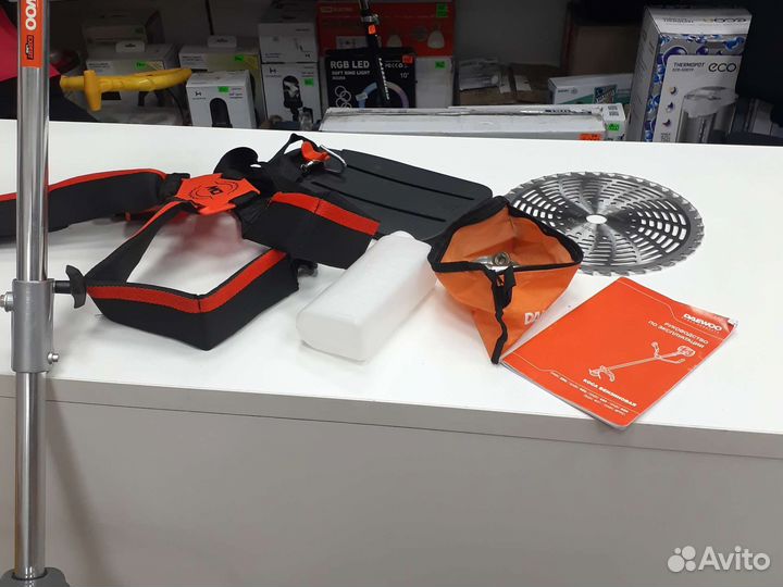 Триммер бензиновый,в ассортименте от