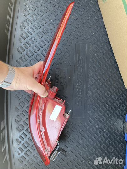 Левый задний наружный фонарь Hyundai Solaris 2