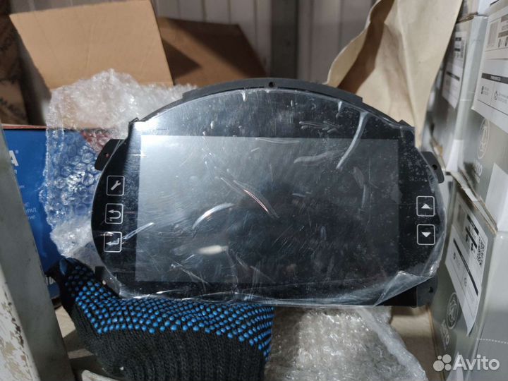 Приборная панель птз Кировец К525, К742, К744