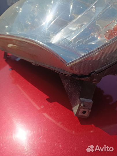 Левая фара Geely Emgrand EC7