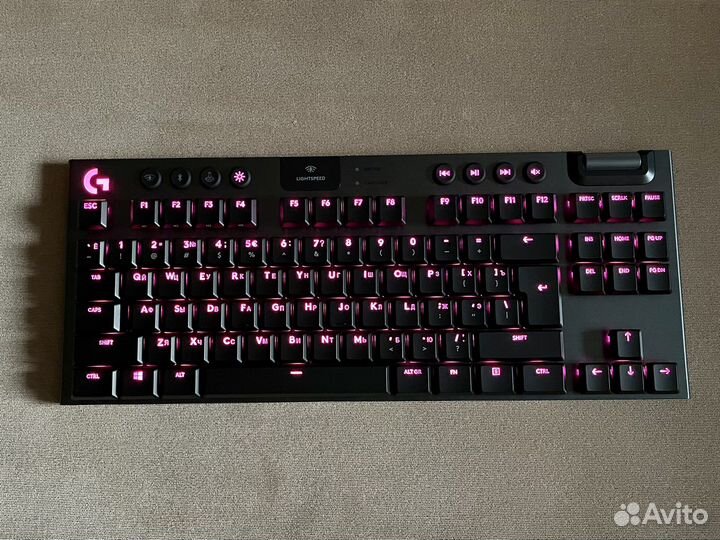 Logitech G915 TKL механическая клавиатура