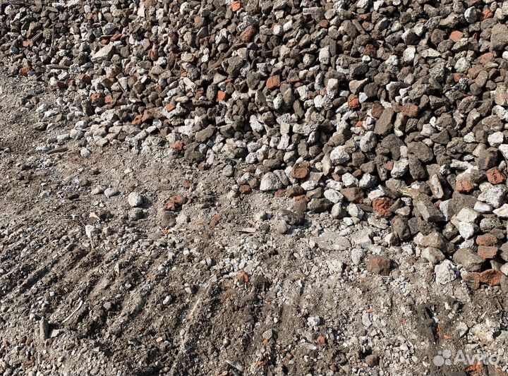 Вторичный щебень для подсыпки дороги в Юго-Камский