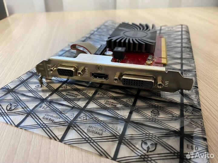 Видеокарта asus Radeon R5 230 1Gb