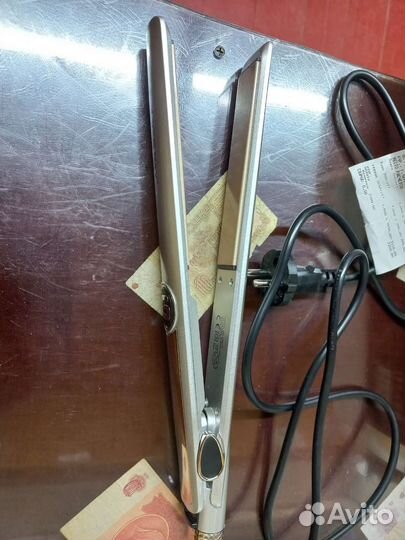 Утюжок для волос