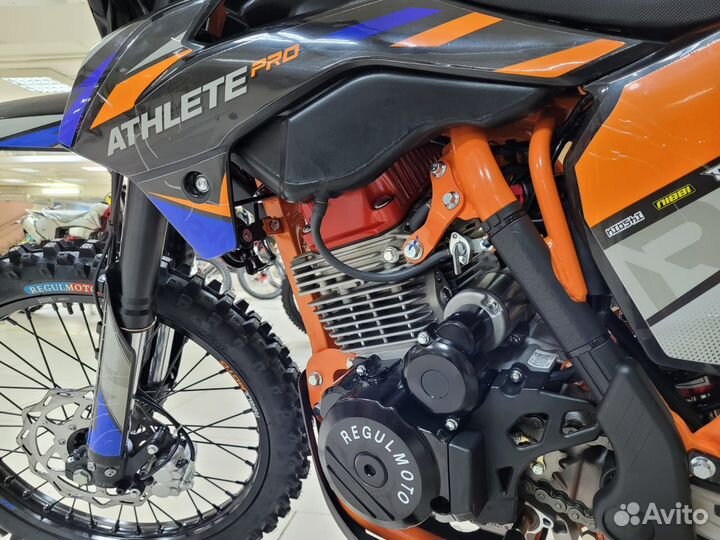 Мотоцикл Regulmoto Athlete Pro (4 Valve)