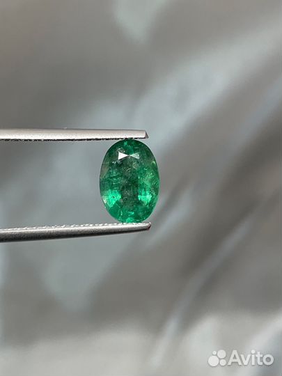 Изумруд 2,8 карат