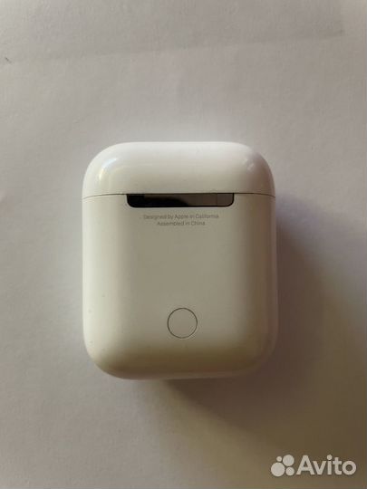 Беспроводные наушники apple airpods