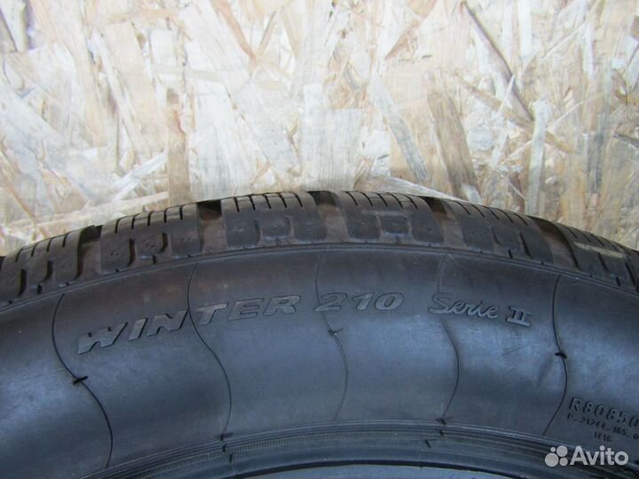 Pirelli Winter Sottozero 210 Serie II 225/50 R17