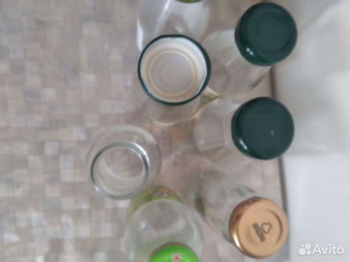 Бутылка 0,3 0,2. стекло с крышкой