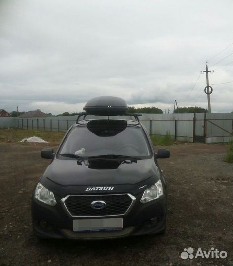 Автобоксы на крышу Ветлан 350 л на Nissan Presage