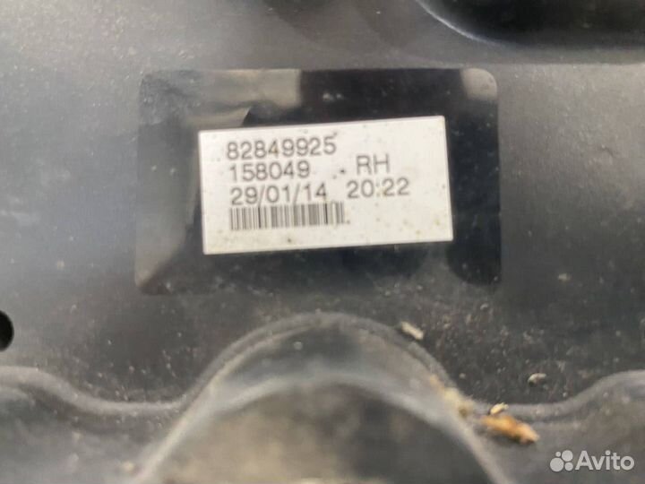 Фонарь задний правый Volvo FH4 82849925