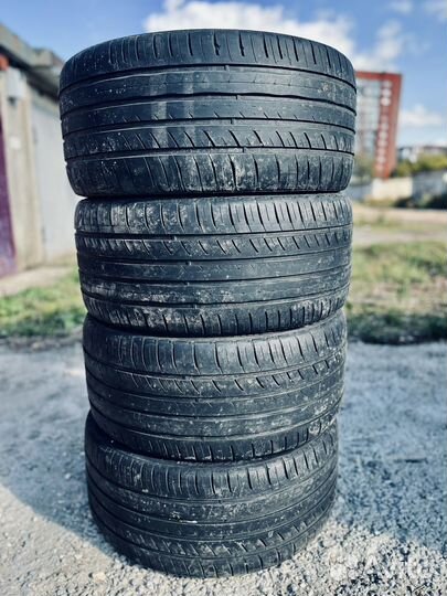 RoadX RXMotion U11 295/35 R21