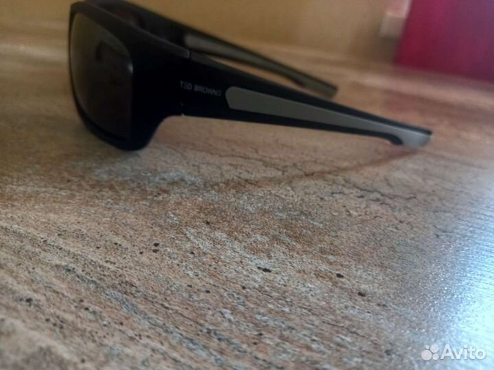 Солнечные очки мужские