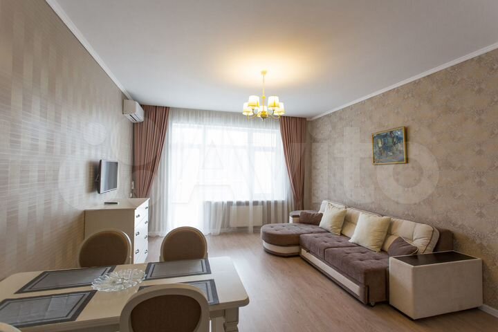 2-к. квартира, 82 м², 2/14 эт.