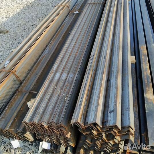 Уголок стальной