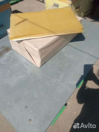 Вощина для пчел, упаковка -5кг,отличного качеств