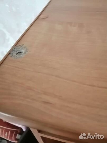 Стол компьютерный