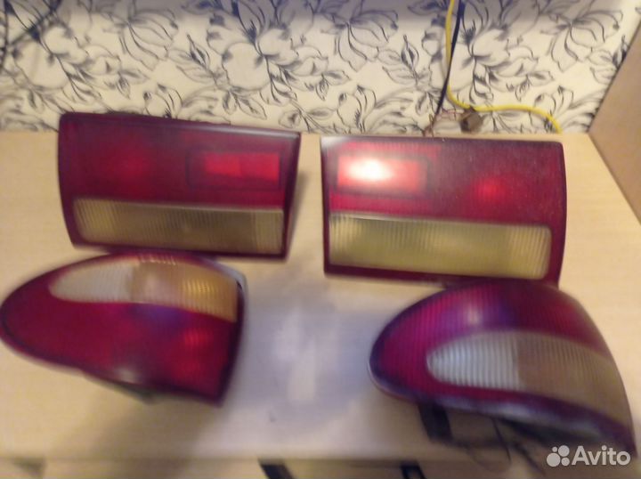 Комплект Задних фонарей газ 3110 31105