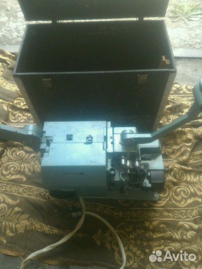 Кинопроектор Украина 7