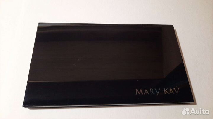 Маry Kay Футляр для косметики PRO Palette