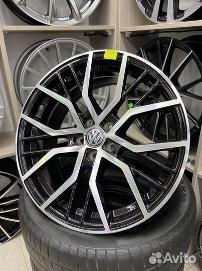 Диски Volkswagen r17 5*100 чёрные со шлифовкой