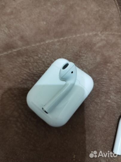 Airpods 1 го поколения