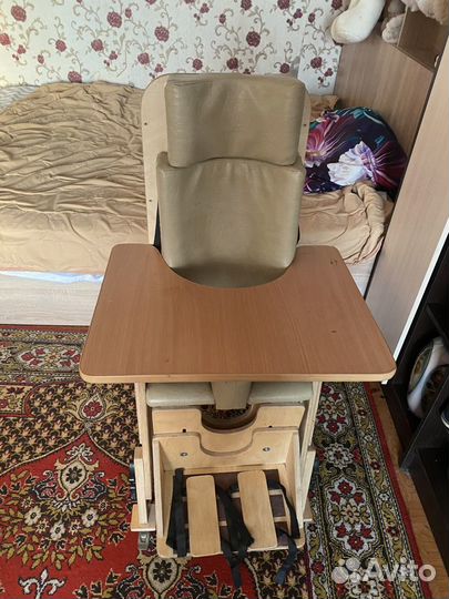 Стульчик для кормления