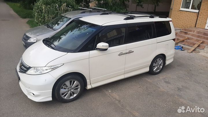 Багажник на крышу Honda Elysion, черный