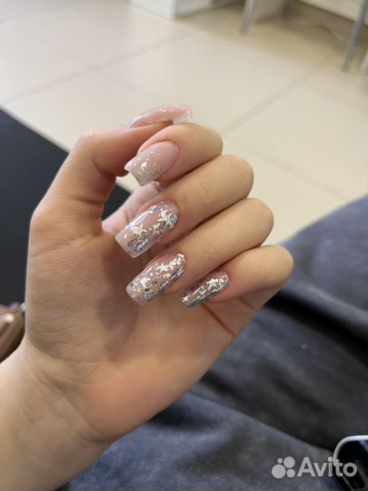 Модель на маникюр наращивание