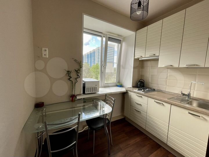 1-к. квартира, 30 м², 4/4 эт.