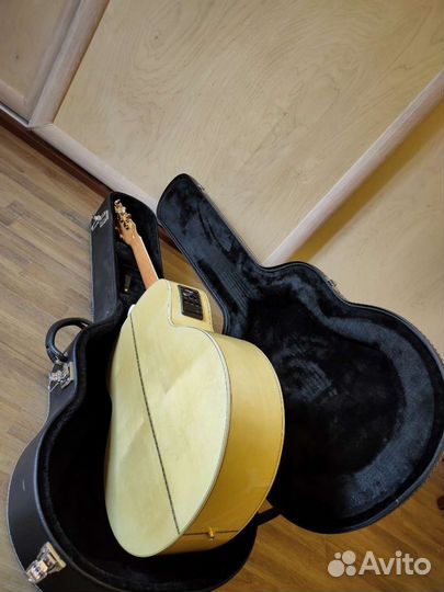 Гитара электроакустическая Gibson J200NA