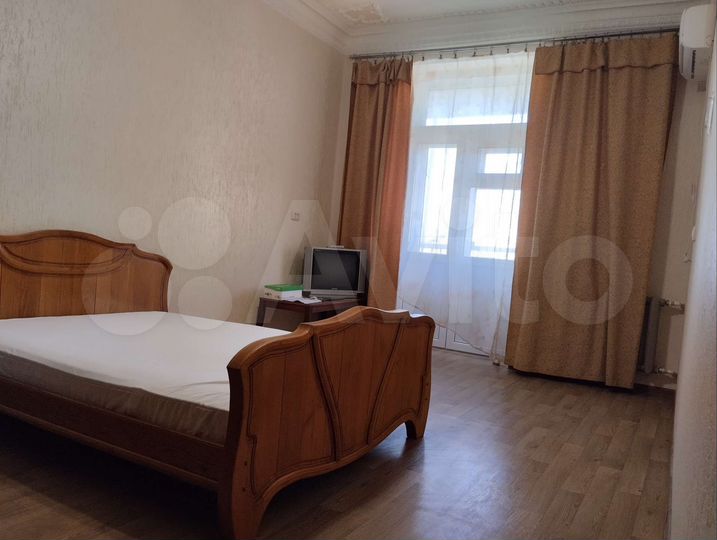 1-к. квартира, 32 м², 3/3 эт.