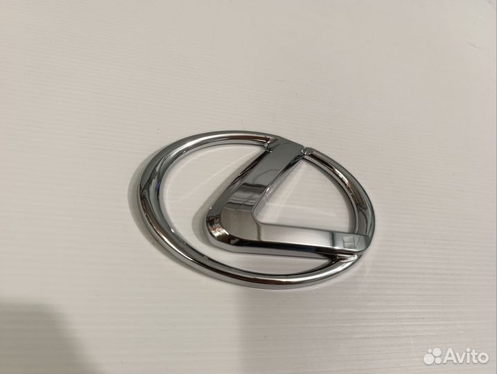 Эмблема Lexus 160x109 Хром