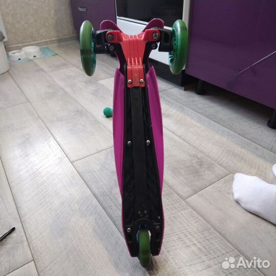 Самокат детский трехколесный колеса светятся