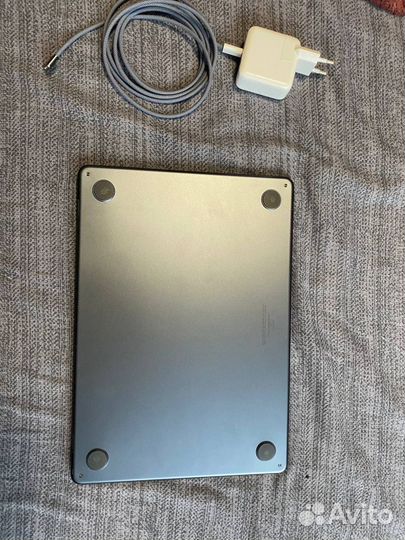 Macbook air 13 m2 16gb/256