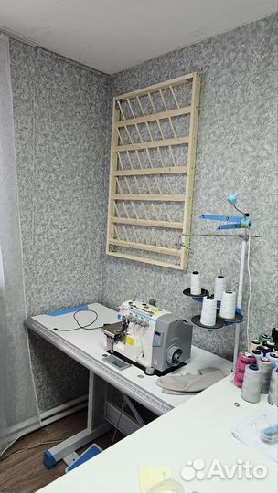 Стойка, подставка, стэнд для катушек ниток