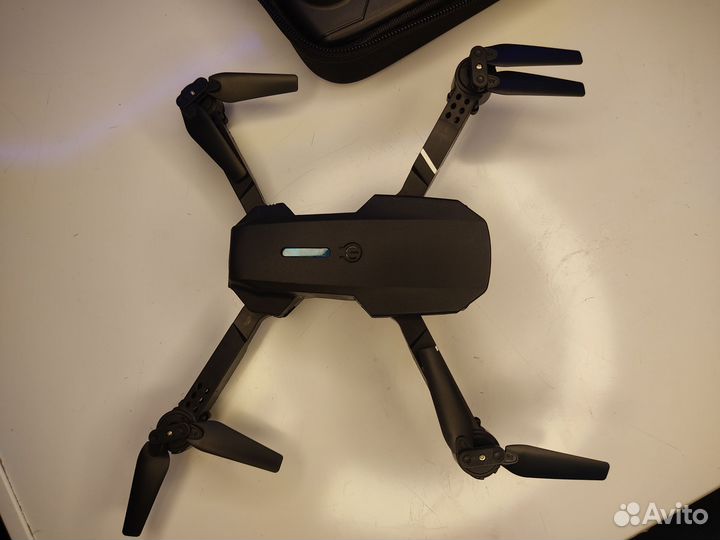 Квадрокоптер с камерой (дрон)