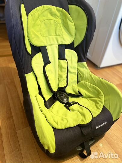 Автомобильное кресло