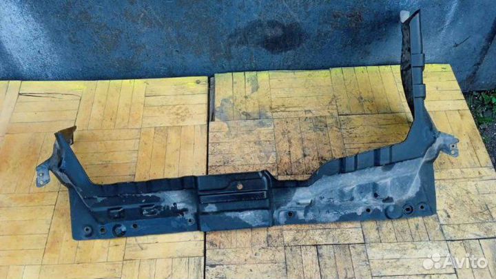 Пыльник двигателя центральный Chery Tiggo 3 2018