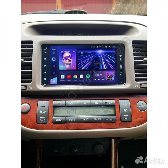 Универсальная магнитола для Toyota