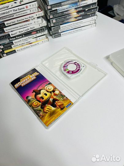 PSP Super Monkey Ball Adventure