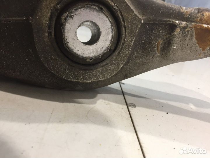 Рычаги подвески (передний, левый)