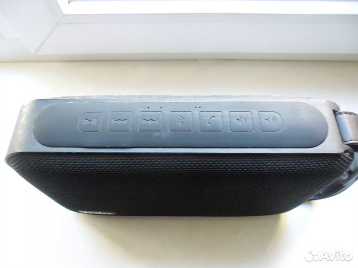 Портативная колонка акустика