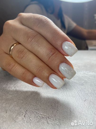 Маникюр и педикюр