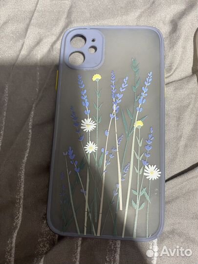 Чехол на iPhone 11