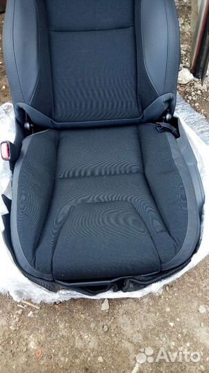 Сиденья вольво в60(volvo V60) передние
