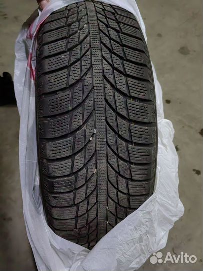 Kumho WinterCraft Ice Wi51 195/60 R15