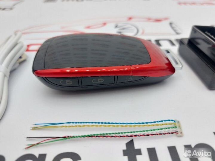 Смарт ключ Тойота дизайн Мерседес красный