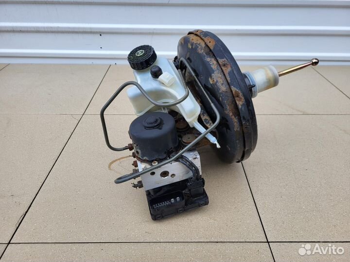 Тормозной вакуум Volkswagen Golf 3