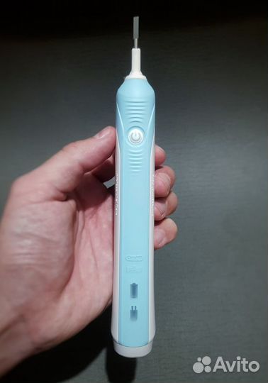 Электрическая зубная щетка Oral-B Pro 500 (Новая)